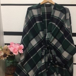 Peach Love California- Poncho